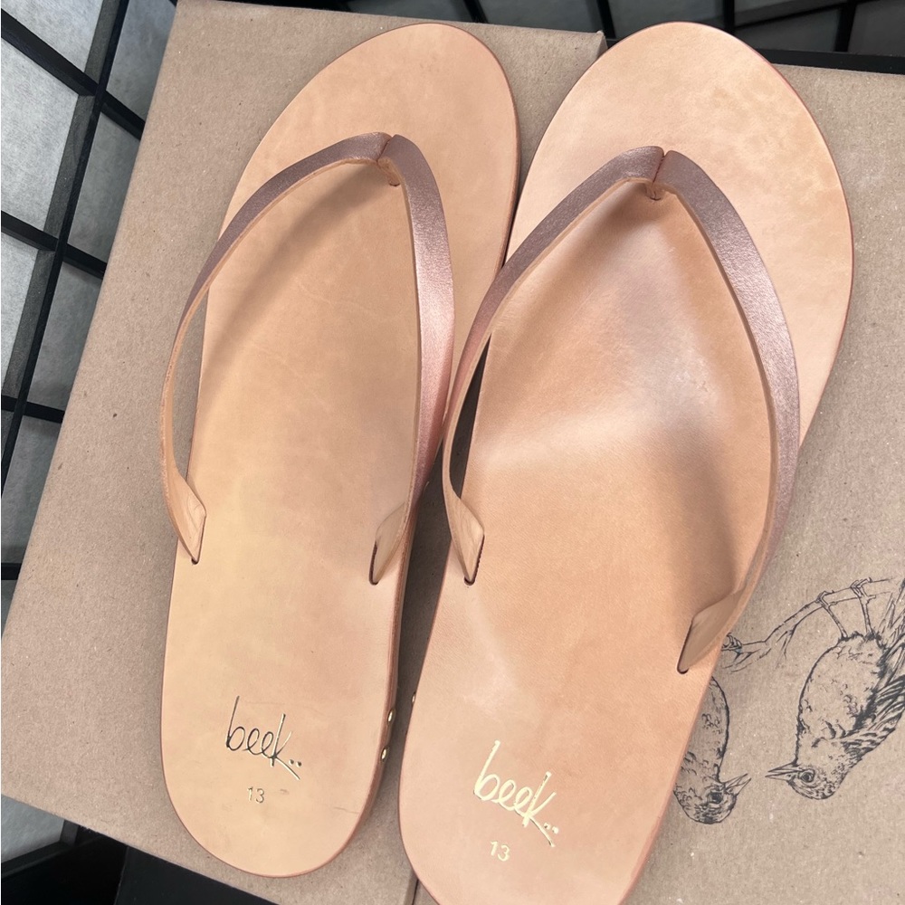 Beek thonged sandals